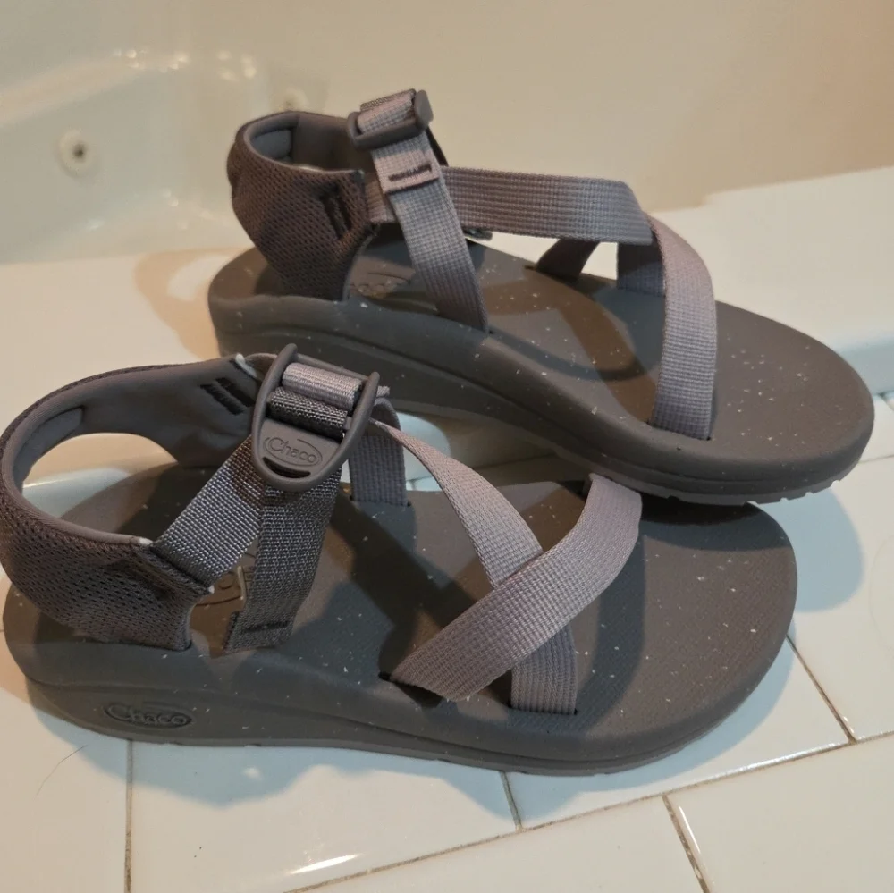 SOLD OUT - Picture 4 of 8